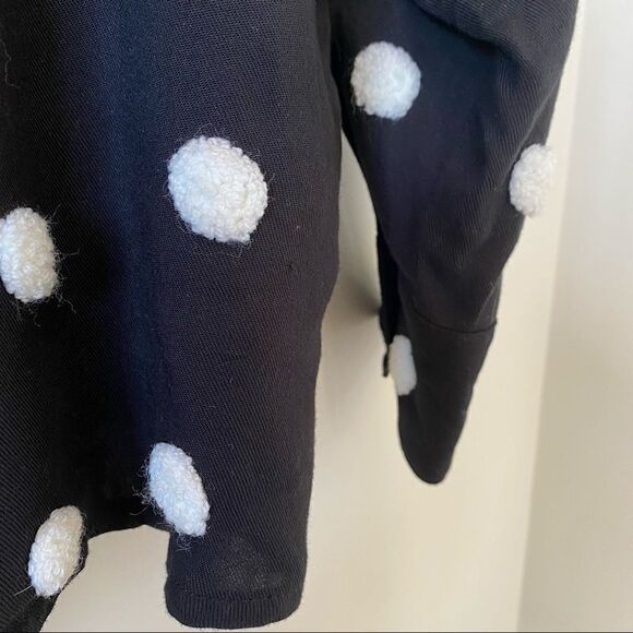 Zara-fuzzy Embroidered Puff Ball Long Sleeve Lightweight Button Down (Medium) - Picture 8 of 10